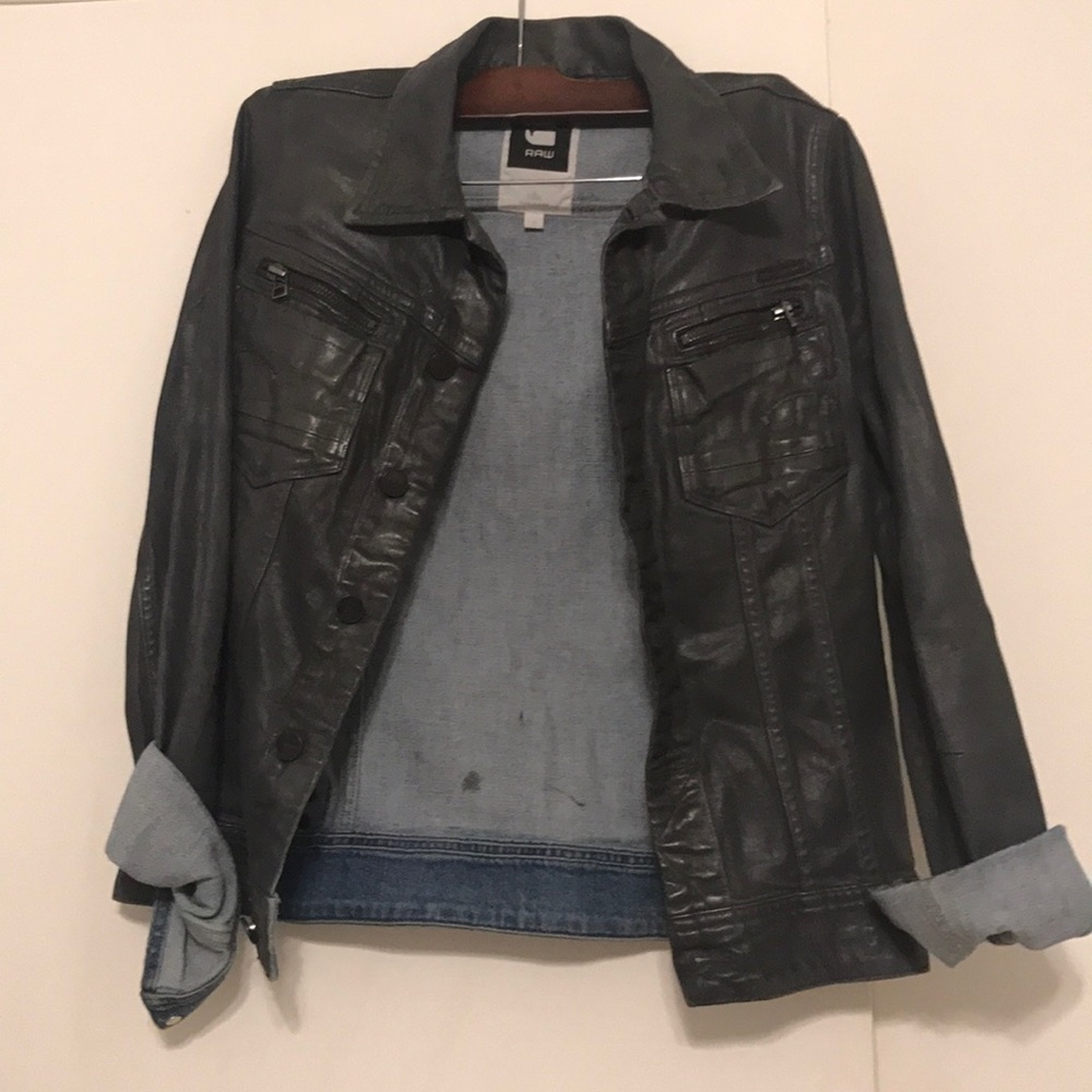 Jean jacket with grey detail